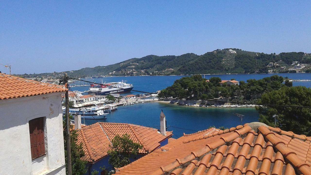 Pension Onar Skiathos Town Exterior foto